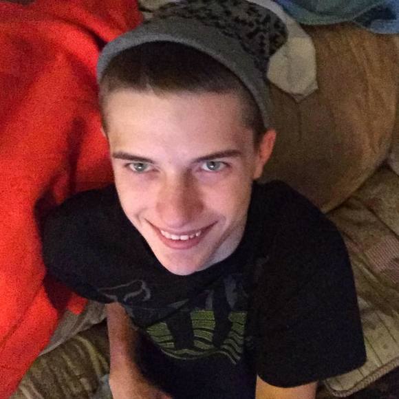 Meet your Posher, Logan - Picture 1 of 1